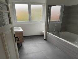 chambre-2eme-etage-plus-sde-douche