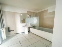 entree-avec-placards