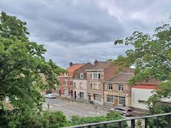 le-balcon-et-vue-exterieure-degagee