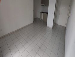perspective-cuisine-meublee-et-equipee-