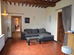 grange-avec-auvent-pour-voiture