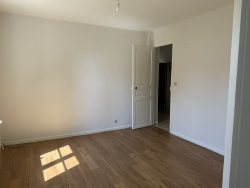 photo1
