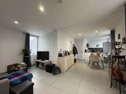 photo1