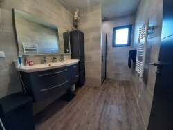 photo8