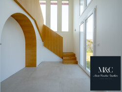 rdch-escalier-d-entree