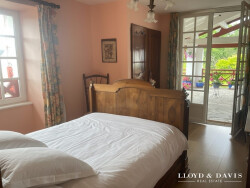 chambre-2-donnant-sur-terrasse