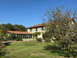 country-property-pool-land-equestrian