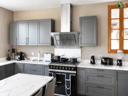 trie-sur-baise-contemporary-house-snug