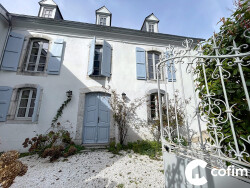 facade-est-maison-entree-