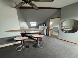 salle-de-bain-avec-wc-neuf