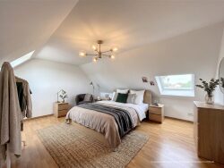 grande-chambre-double-a-l-etage