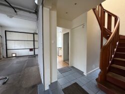 autre-vue-acces-etage-et-studios