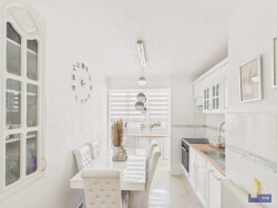cuisine-amenageee-et-equipee