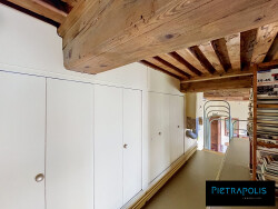cour-sympathique-avec-espace-velo