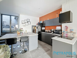 terrasse-avec-vu-degagee-sur-le-forez