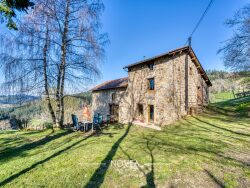 maison-et-terrain-de-6-hectares