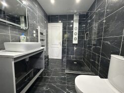 chambre-maison-de-droite