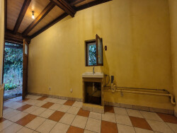 salle-de-bain-spacieuse