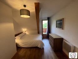 chambre-niv1-avec-salle-de-bains