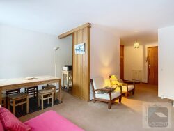 entree-avec-grand-vestiaire