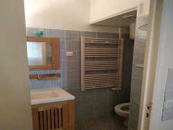 photo1
