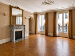 photo1