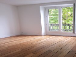 photo1