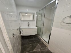 salle-d-eau-avec-wc