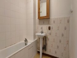 photo1