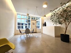 entree-sur-open-space-salle-1