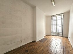 etage-piece-sur-rue