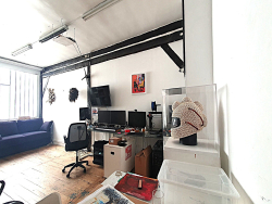 photo1