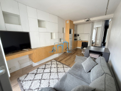 photo1