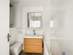 photo2