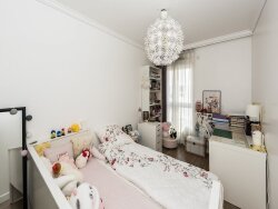 photo1