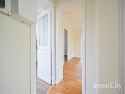 photo1