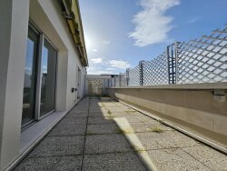 photo1