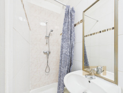 entree-de-l-immeuble