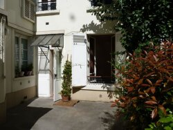 photo1