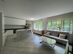 photo2