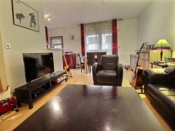 photo1