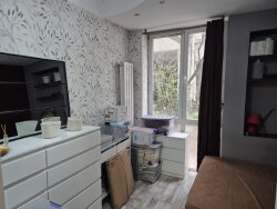 photo1