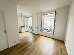 photo1