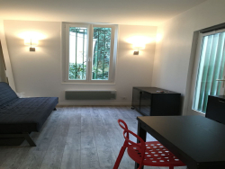 photo1