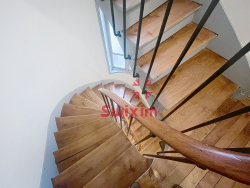 photo1