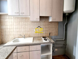 chambre-avec-doubles-fenetes