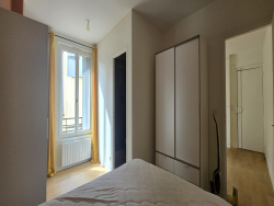 photo1