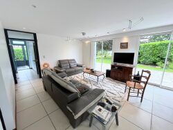 grande-cuisine-amenagee-et-equipee