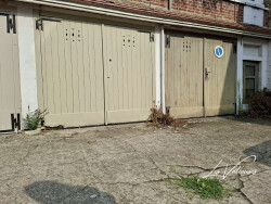 garage--ou-box-ferme