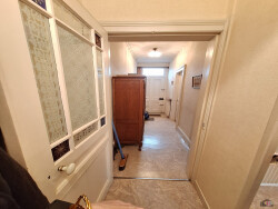 entree-modernisee---generee-par-l-ia